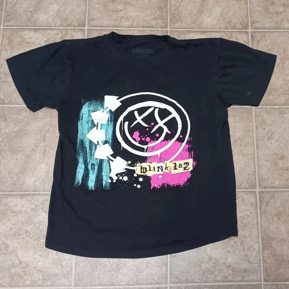 Vintage Blink-182 Graphic T-Shirt - Picture 1 of 3